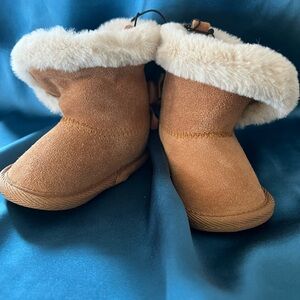 Bear Paw Cute Baby Boots